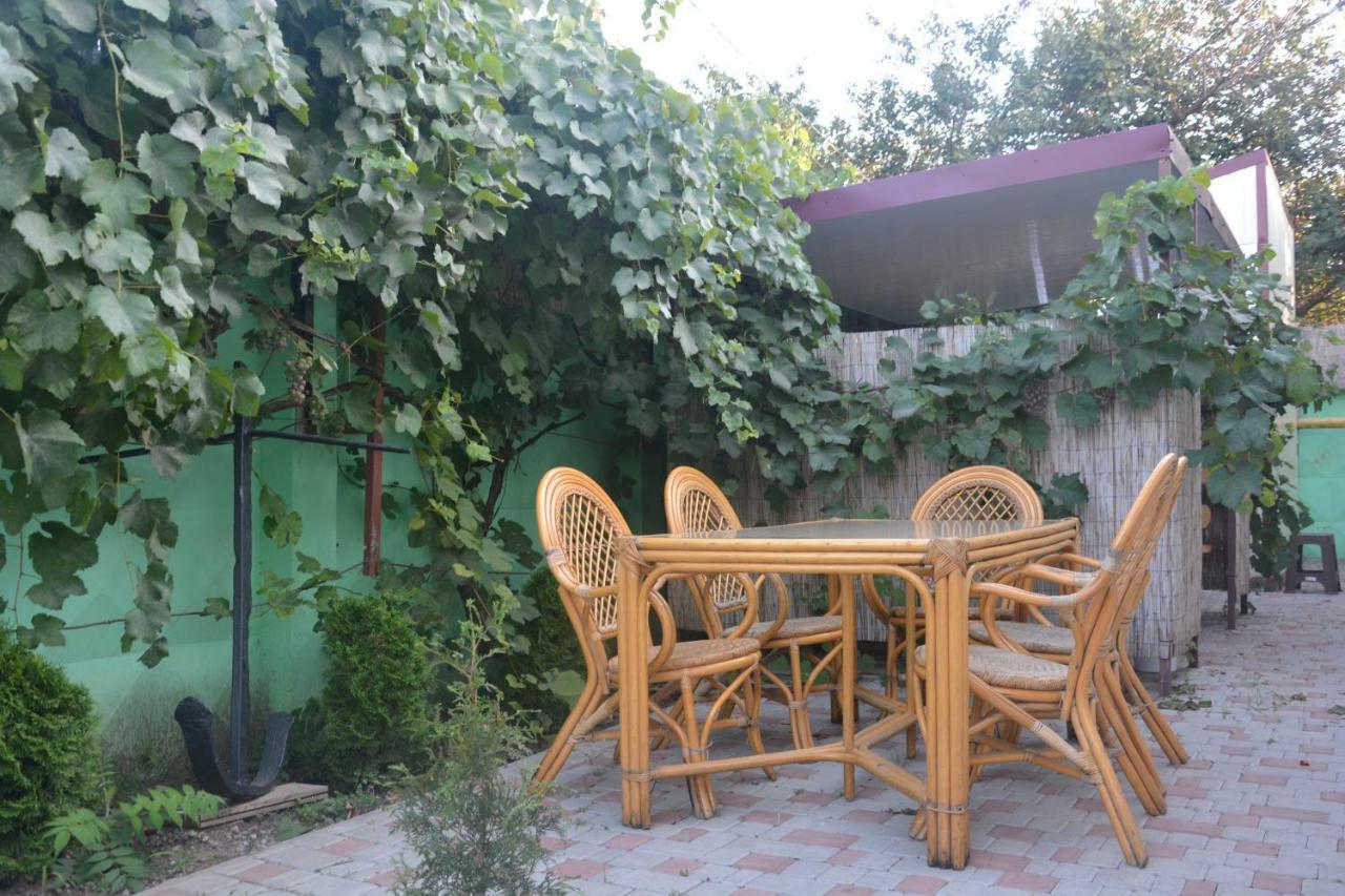 Корсар:Korsar Hotel Odessa Buitenkant foto